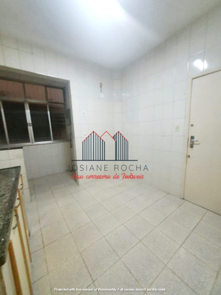 Apartamento com 2 quartos e vaga a venda na Tijuca!!!