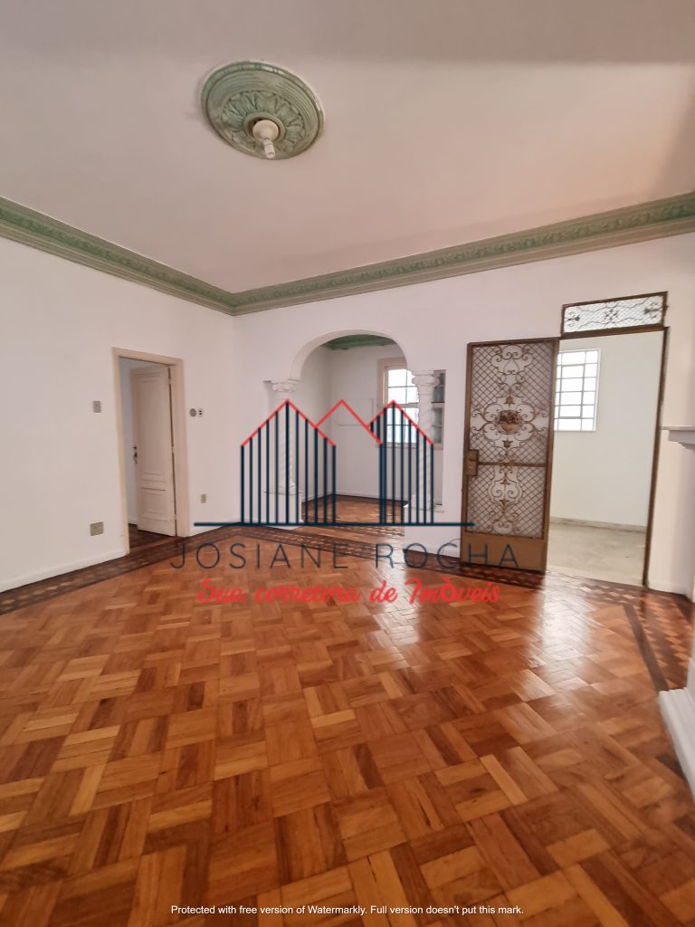 Apto. Tipo Casa 3 Quartos, Suíte, Área externa e Vaga à Venda na Tijuca!!! Próximo ao Largo da Usina!!! rj