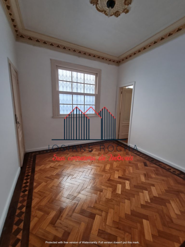 Apto. Tipo Casa 3 Quartos, Suíte, Área externa e Vaga à Venda na Tijuca!!! Próximo ao Largo da Usina!!! rj