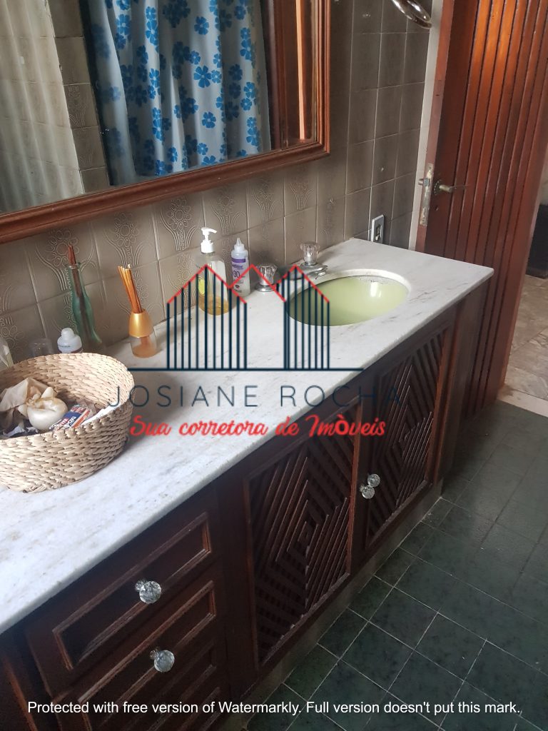 Casa a venda com 4 quartos e vaga na Tijuca!!! -RJ