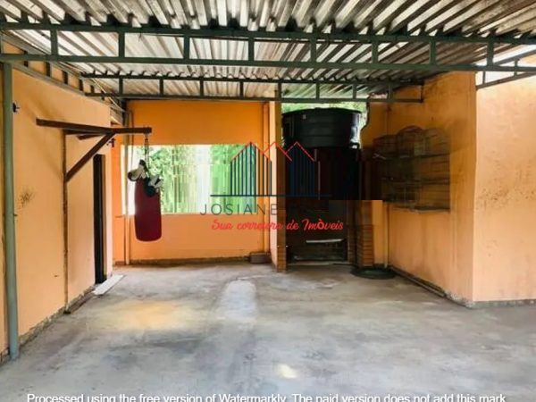 Casa com 4 Quartos, Quintal e Vaga à Venda no Grajaú!!! Próximo ao Largo da Verdun!!!