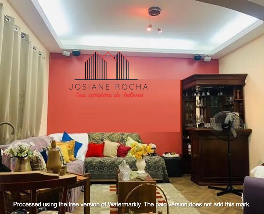 Casa com 4 Quartos, Quintal e Vaga à Venda no Grajaú!!! Próximo ao Largo da Verdun!!!