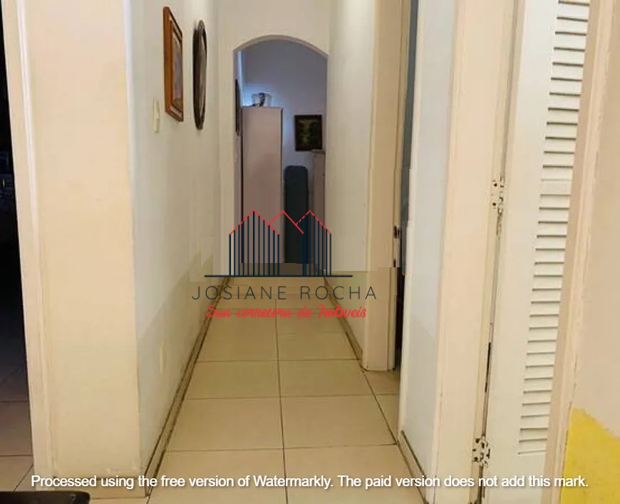 Casa com 4 Quartos, Quintal e Vaga à Venda no Grajaú!!! Próximo ao Largo da Verdun!!!