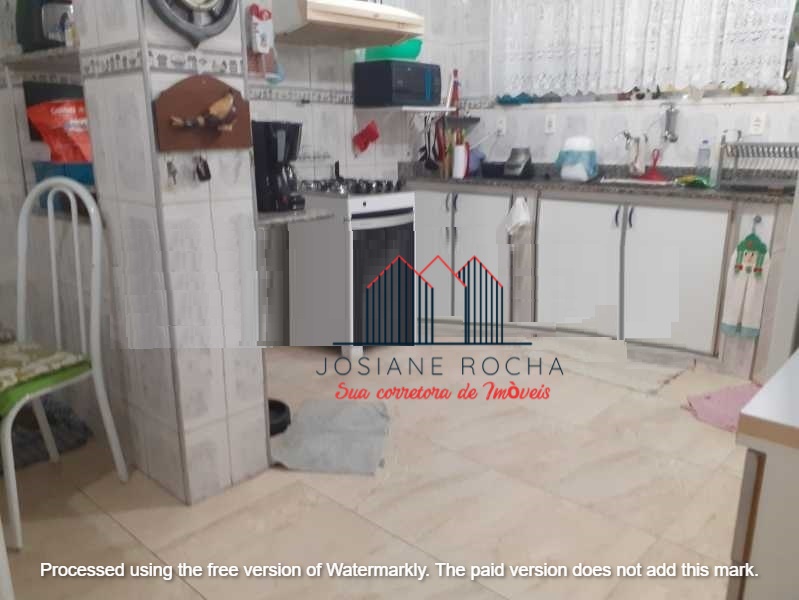 Casa com 4 Quartos, Quintal e Vaga à Venda no Grajaú!!! Próximo ao Largo da Verdun!!!