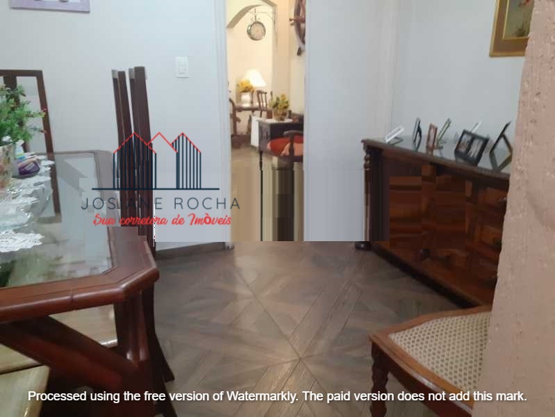 Casa com 4 Quartos, Quintal e Vaga à Venda no Grajaú!!! Próximo ao Largo da Verdun!!!