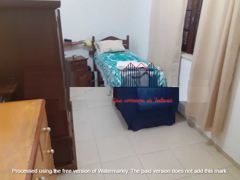 Casa com 4 Quartos, Quintal e Vaga à Venda no Grajaú!!! Próximo ao Largo da Verdun!!!