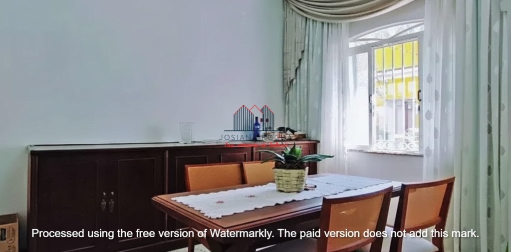 Casa de vila com 3 Quartos e 2 banheiros à Venda na Tijuca!!! Rua Itacuruçá!!!