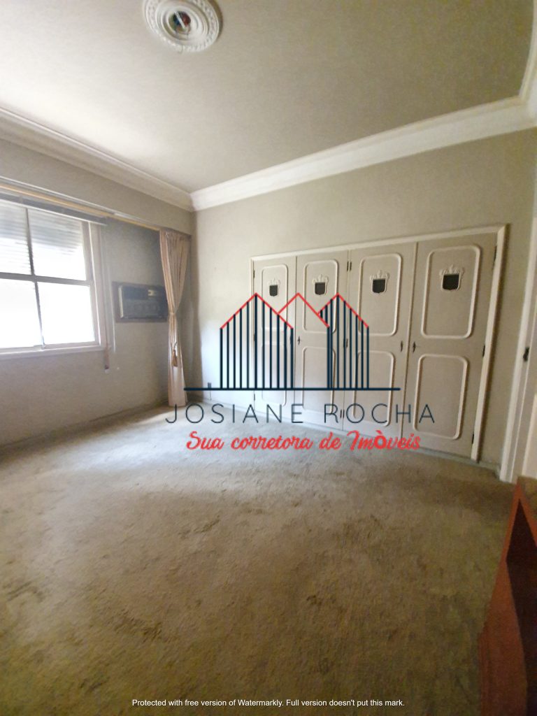 Apartamento com 4 Quartos, Salão de festa e 2 Vagas à Venda na Tijuca!!! Metrô Uruguai!!!- rj