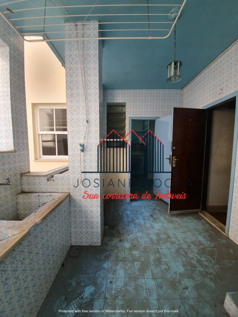 Apartamento com 4 Quartos, Salão de festa e 2 Vagas à Venda na Tijuca!!! Metrô Uruguai!!!- rj