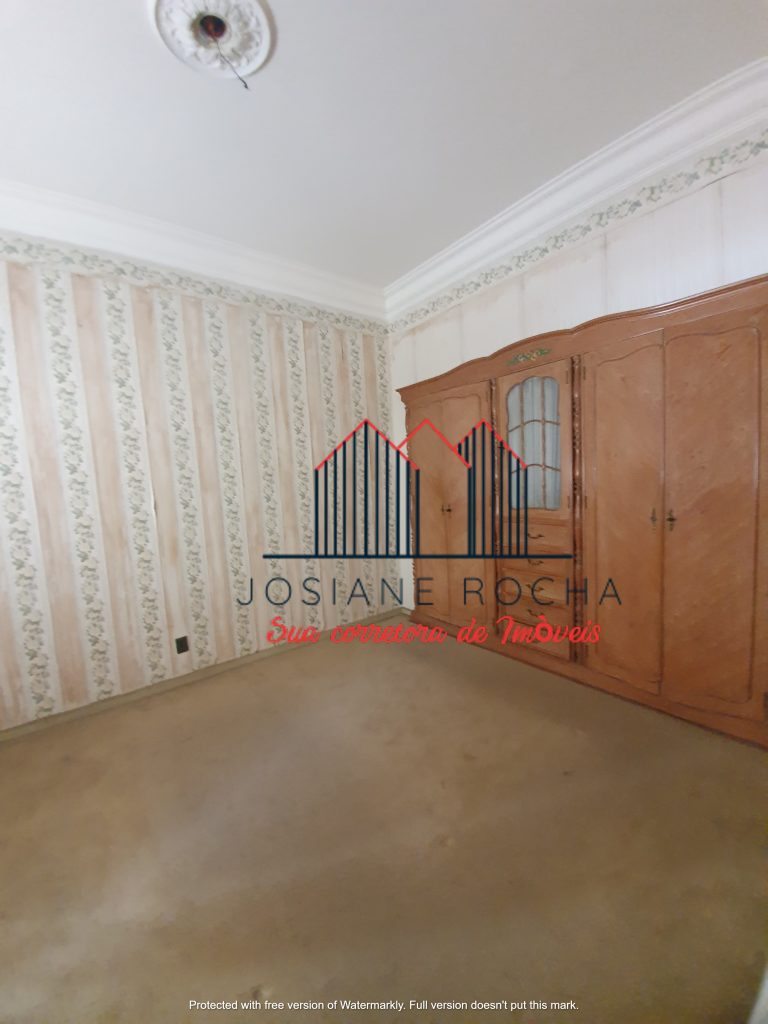 Apartamento com 4 Quartos, Salão de festa e 2 Vagas à Venda na Tijuca!!! Metrô Uruguai!!!- rj