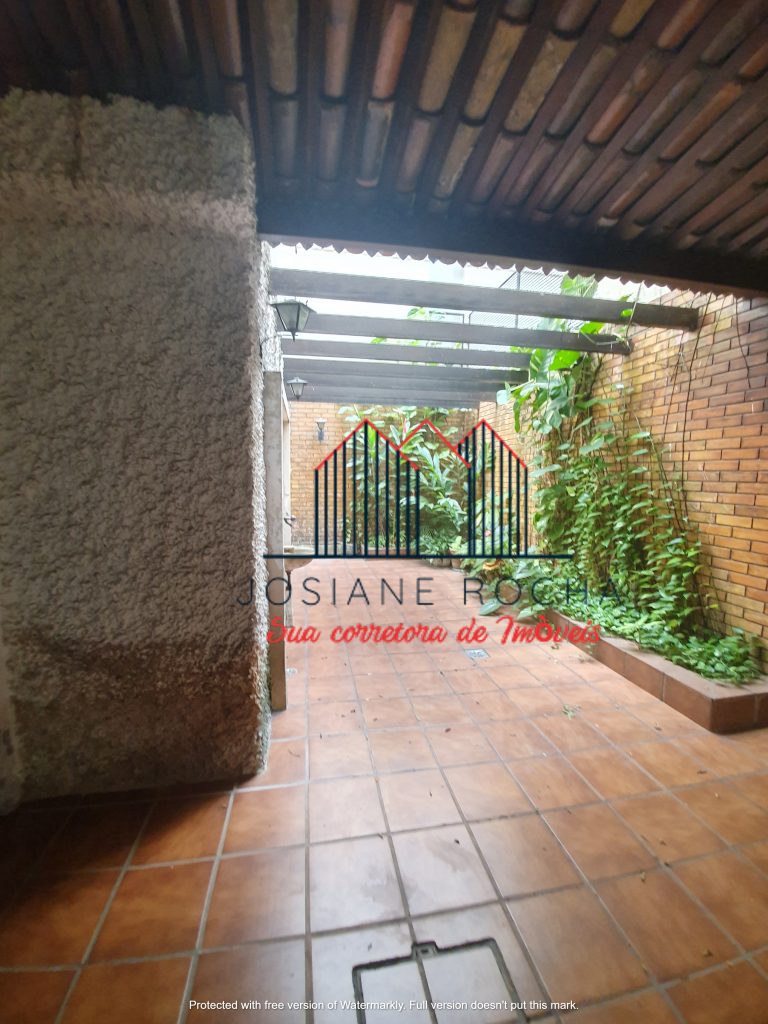 Apartamento com 4 Quartos, Salão de festa e 2 Vagas à Venda na Tijuca!!! Metrô Uruguai!!!- rj