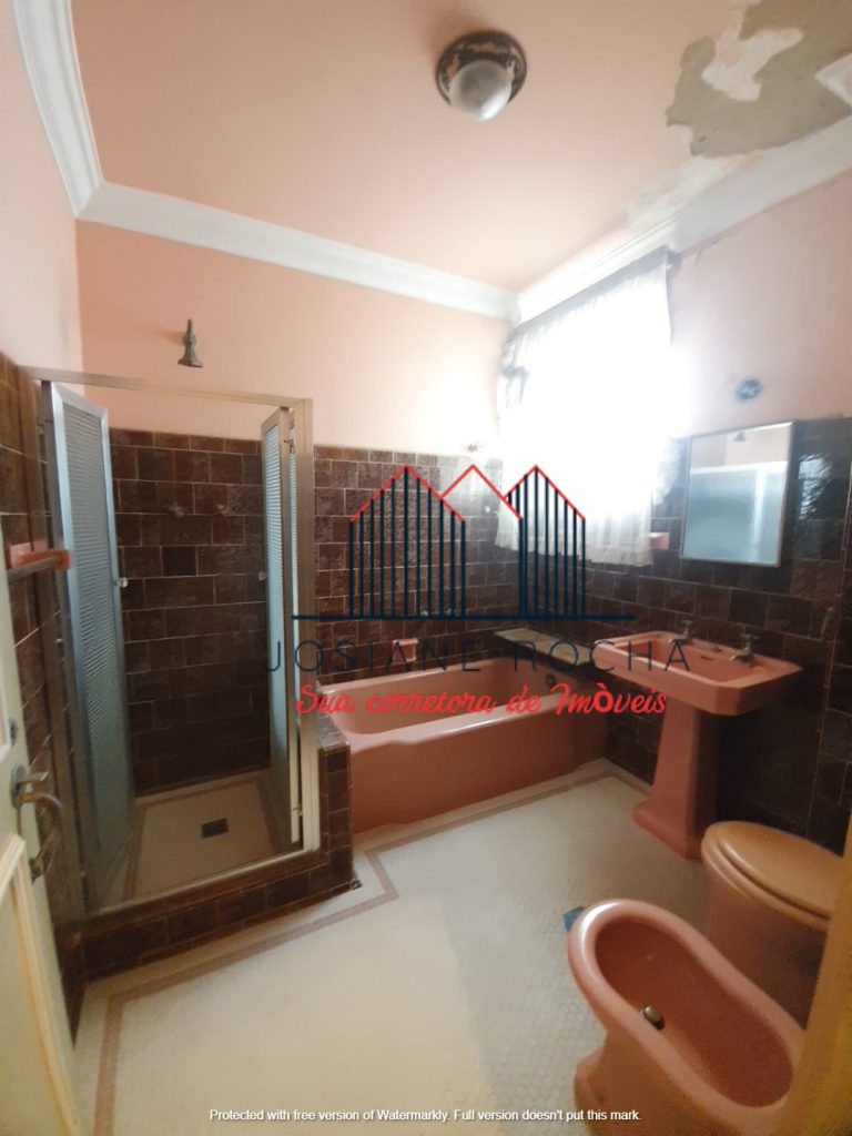 Apartamento com 4 Quartos, Salão de festa e 2 Vagas à Venda na Tijuca!!! Metrô Uruguai!!!- rj