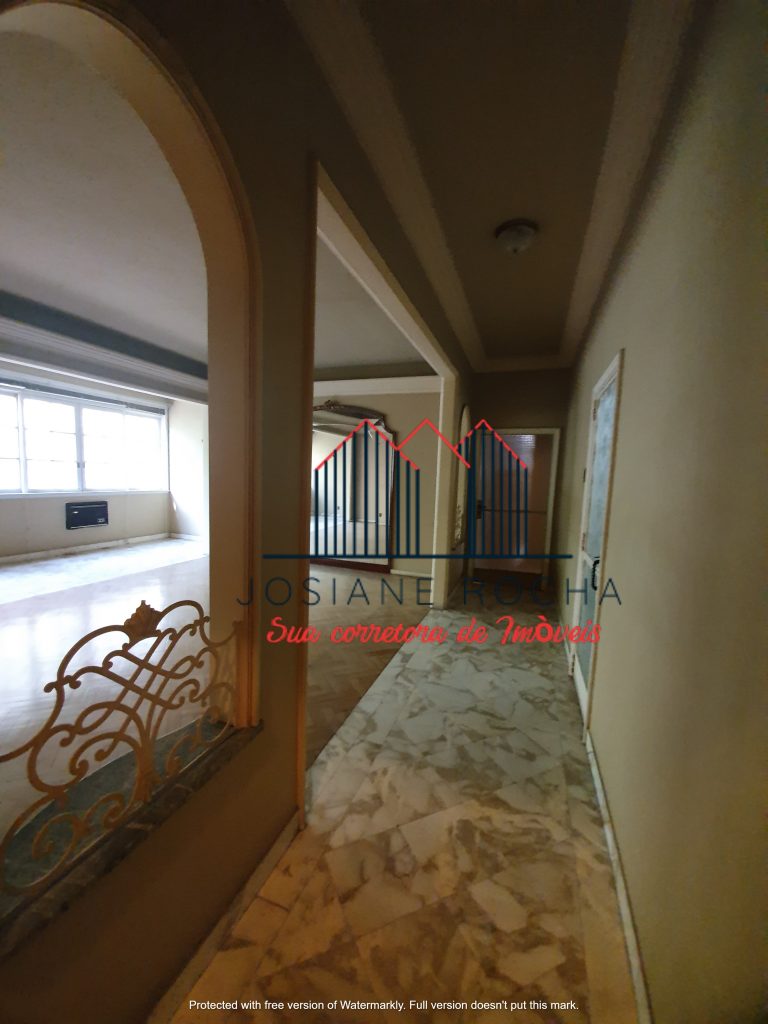 Apartamento com 4 Quartos, Salão de festa e 2 Vagas à Venda na Tijuca!!! Metrô Uruguai!!!- rj