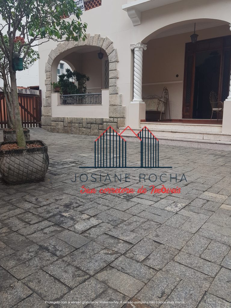 Casa com 5 Quartos, Piscina e Vaga à Venda na Tijuca!!!Próximo a Rua Amoroso Costa!!! rj