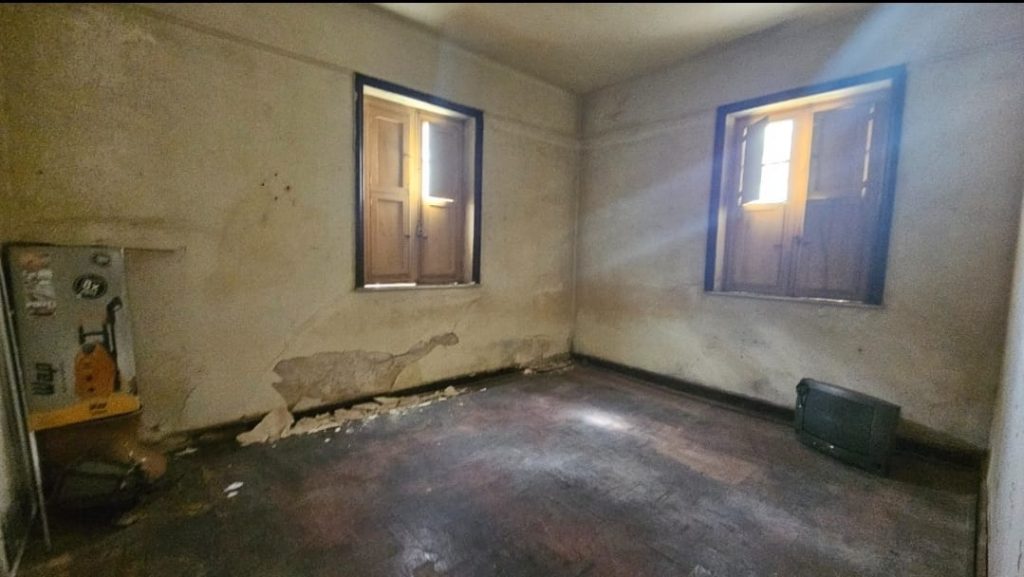 Casa com 5 Quartos, Piscina, Quintal e Vaga à Venda na Tijuca!!!Próximo a Rua Amoroso Costa!!! rj Casa com 5 Quartos, Piscina, Quintal e Vaga à Venda na Tijuca!!!Próximo a Rua Amoroso Costa!!! rj