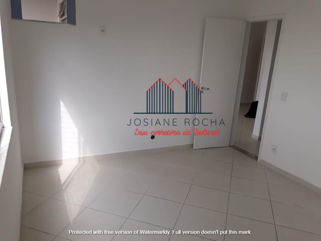 Apartamento com 1 quartos com Depend. revertida e vaga a venda em Vila Isabel!!! rj