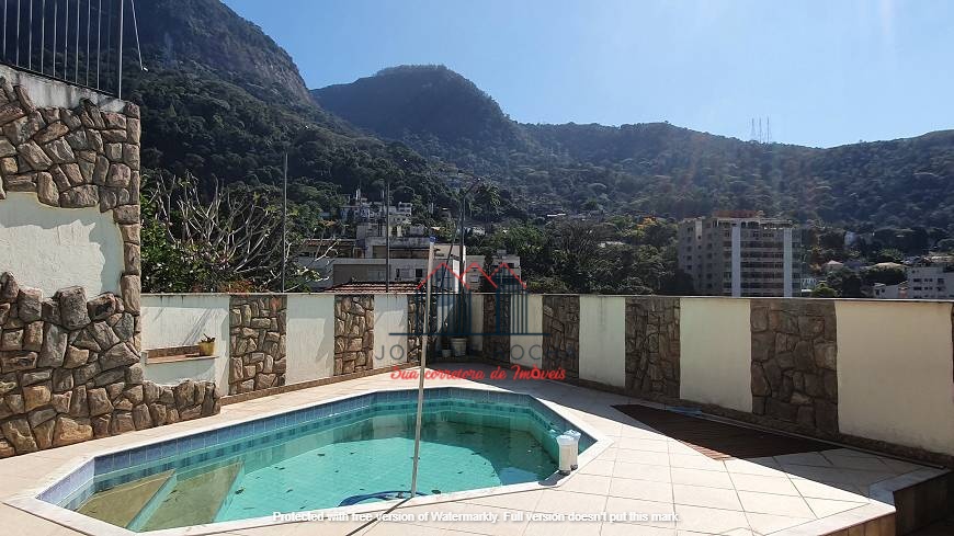 Casa de Condomínio com 4 Quartos, 5 vagas à Venda no Alto da Boa Vista!!! 378 m²