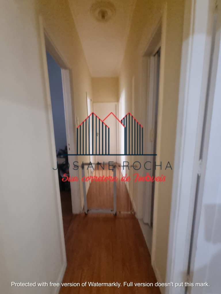 Apartamento com 2 Quartos e Vaga à Venda na Tijuca!!! Próximo a Praça Saens Pena!!! RJ