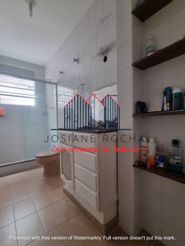 Apartamento com 2 Quartos e Vaga à Venda na Tijuca!!! Próximo a Praça Saens Pena!!! RJ