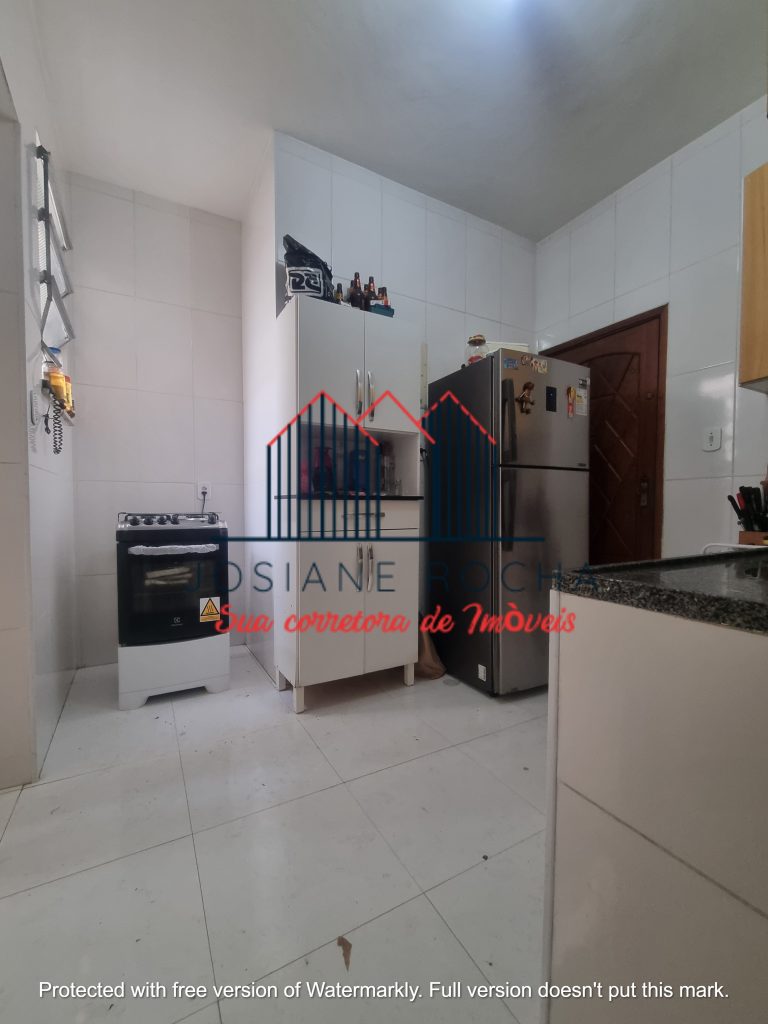 Apartamento com 2 Quartos e Vaga à Venda na Tijuca!!! Próximo a Praça Saens Pena!!! RJ