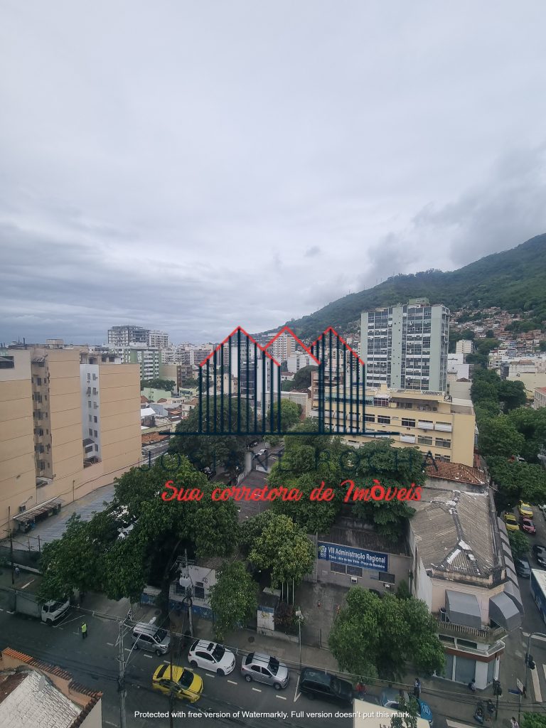 Conjunto de Salas Comerciais com vaga e banheiro à Venda na Tijuca!!!  Praça Saens Penna!!! rj