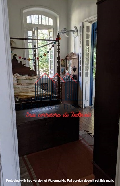 Casa Colonial com 4 Quartos e 3 Vagas à Venda no Alto da Boa Vista!!! rj