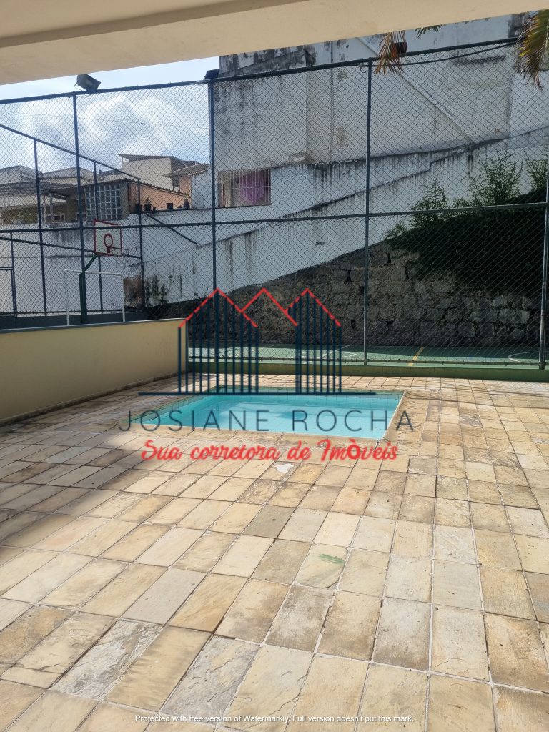 Venda/Locação!!! Apartamento com 2 Quartos, Varanda e Vaga no Grajaú!!! Próximo a Rua Botucatu!!! rj