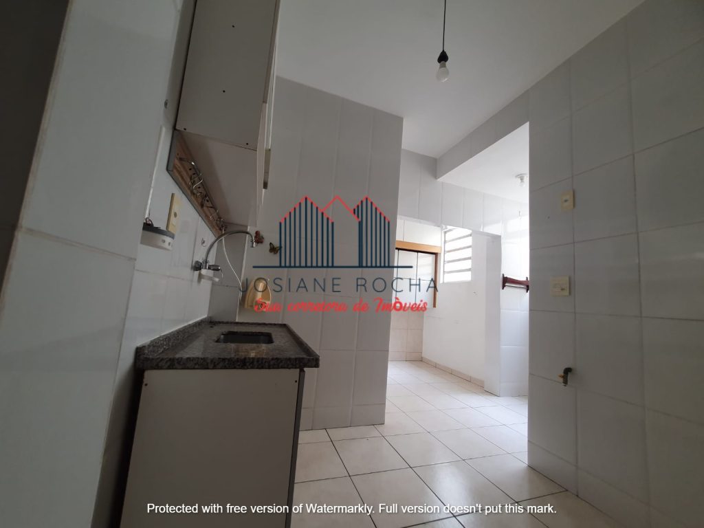 Apartamento com 3 quartos e vaga à venda na Tijuca!!! Praça Saens Pena!!!