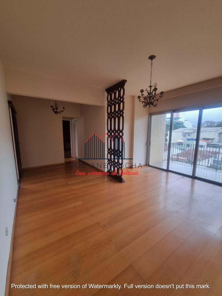 Locação!!!  Apartamento com 2 quartos, varanda e vaga para Locação no Grajaú!!! Próximo ao Verdun!!! rj