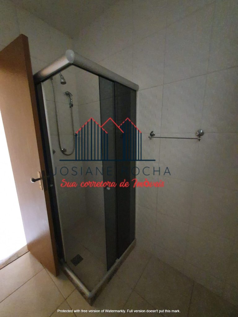 Apartamento com 3 quartos e vaga à venda na Tijuca!!! Praça Saens Pena!!!