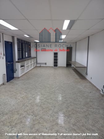 Venda/Locação!!! Galpão/Depósito/Armazém com 10 banheiros em Ramos!!!  1.750 m² por R$ 3.000.000