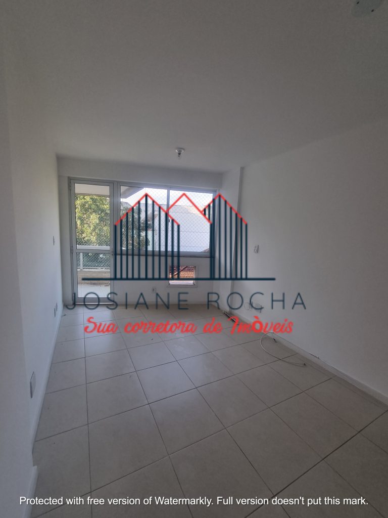 Venda/Locação!!! Apartamento com 3 quartos, varanda e 2 vagas à Venda na Tijuca!!! Praça Saens Pena!!! rj