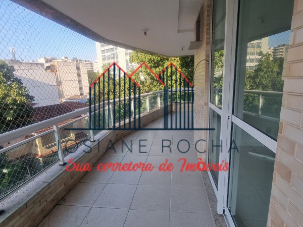 Venda/Locação!!! Apartamento com 3 quartos, varanda e 2 vagas à Venda na Tijuca!!! Praça Saens Pena!!! rj