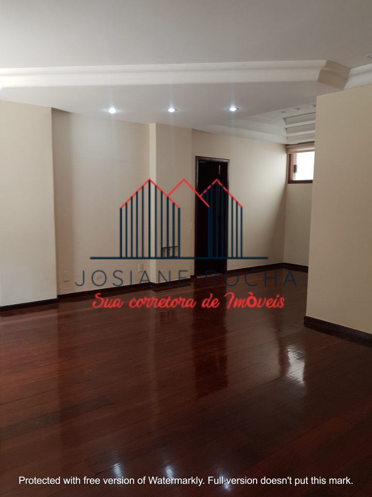 Casa de Condomínio com 4 Quartos e 2 Vagas à Venda em Vila Isabel!!! Próximo Shopping Boulevard!!!rj