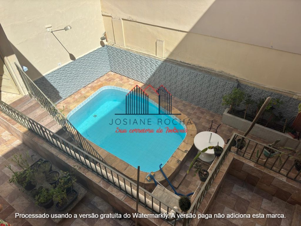 Casa com 8 Quartos, Piscina e Vaga à Venda no Grajaú!!! Próximo a Rua Mal. Jofre!!! rj