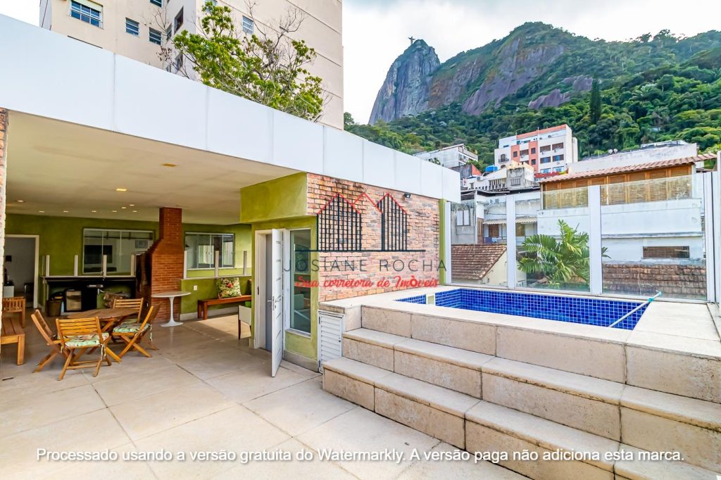 Casa de Vila com 4 Quartos e 7 banheiros à Venda no Humaitá!!! 595 m² por R$ 3.750.000