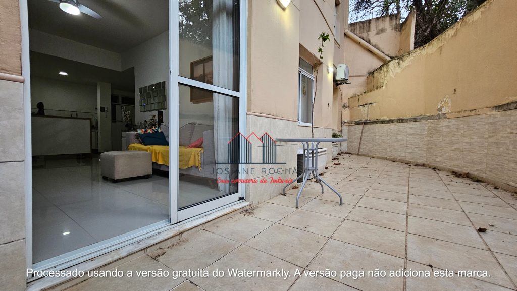 Apartamento tipo Casa com 2 Quartos, 2 banheiros e 2 Áreas  Externas à Venda na Tijuca!!! Próximo ao Largo da Usina!