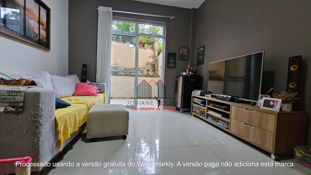 Apartamento tipo Casa com 2 Quartos, 2 banheiros e 2 Áreas  Externas à Venda na Tijuca!!! Próximo ao Largo da Usina!