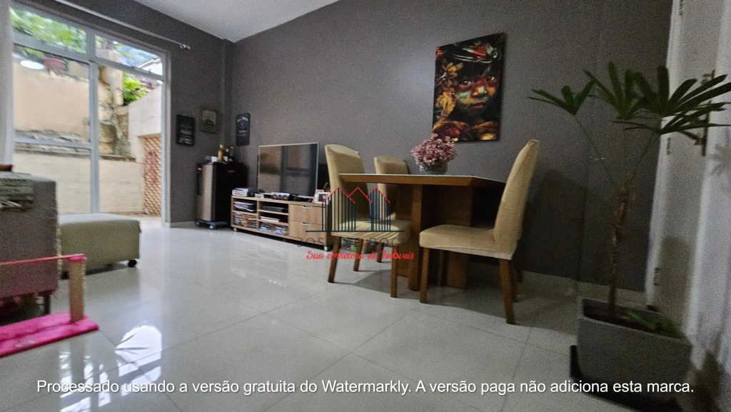 Apartamento tipo Casa com 2 Quartos, 2 banheiros e 2 Áreas  Externas à Venda na Tijuca!!! Próximo ao Largo da Usina!