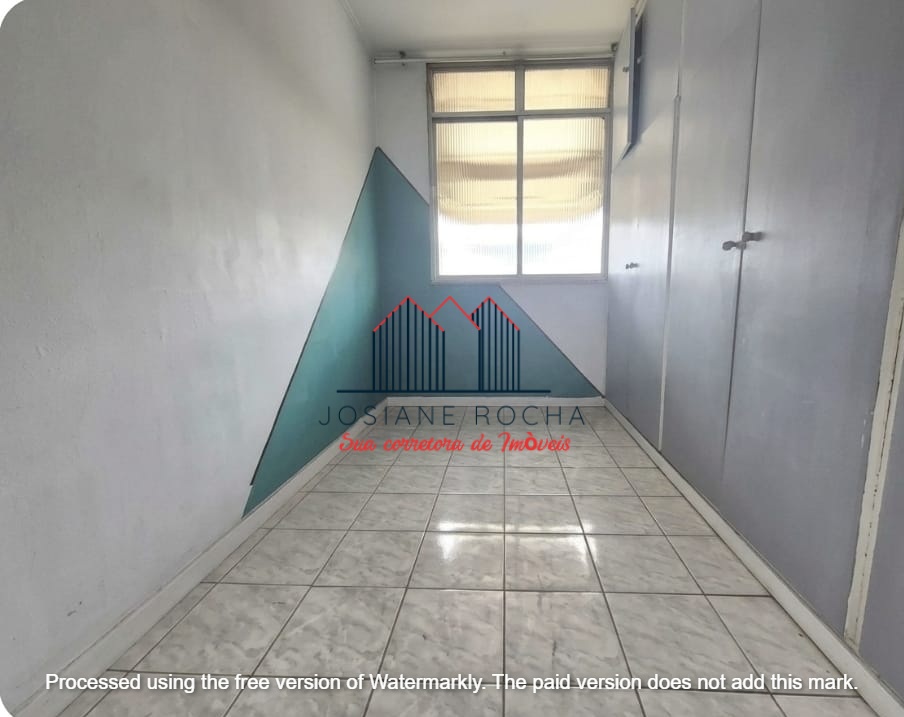 Apartamento com 4 Quartos, 2 banheiros e Vaga à Venda no Maracanã!!! Próximo a UERJ!!! Estádio do Maracanã e Metrô!!!
