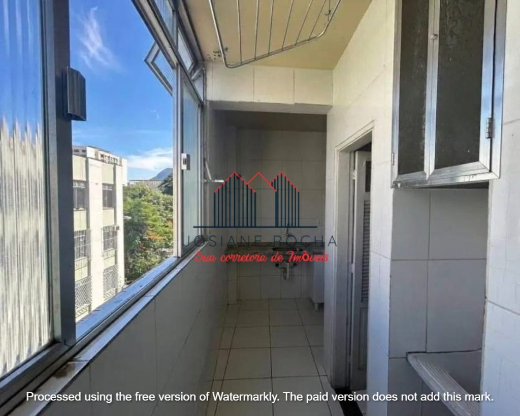 Apartamento com 4 Quartos, 2 banheiros e Vaga à Venda no Maracanã!!! Próximo a UERJ!!! Estádio do Maracanã e Metrô!!!