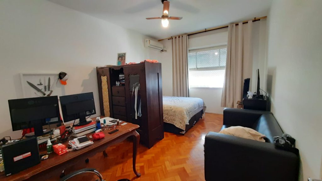 Apartamento com 3 Quartos e Vaga à Venda em Copacabana!!! Próximo a Rua Barata Ribeiro!!!