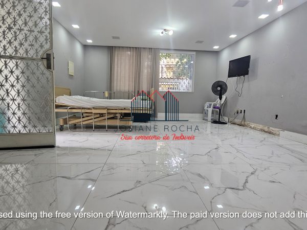 Casa com 5 Quartos e 6 banheiros à Venda no Grajaú!!! Próximo a Praça Edmundo Rego!!! rj