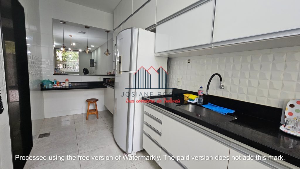 Casa com 5 Quartos e 6 banheiros à Venda no Grajaú!!! Próximo a Praça Edmundo Rego!!! rj