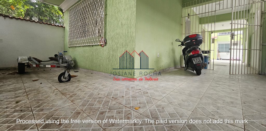 Casa com 5 Quartos e 6 banheiros à Venda no Grajaú!!! Próximo a Praça Edmundo Rego!!! rj