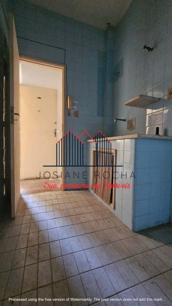 Apartamento com 1 Quarto e 1 Banheiro à Venda em Laranjeiras!!!  Próximo ao Metrô!!! rj