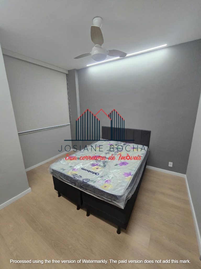 Apartamento com 3 Quartos e Vaga à Venda na Rua Marquês de Abrantes!!! Flamengo!!! RJ