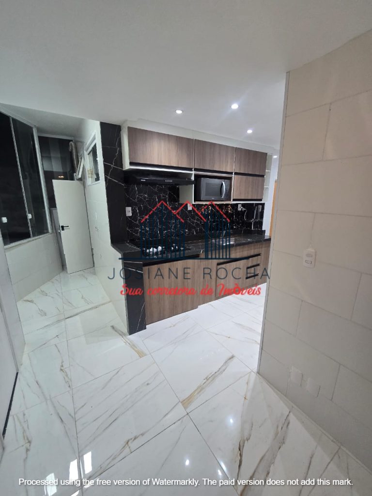Apartamento com 3 Quartos e Vaga à Venda na Rua Marquês de Abrantes!!! Flamengo!!! RJ