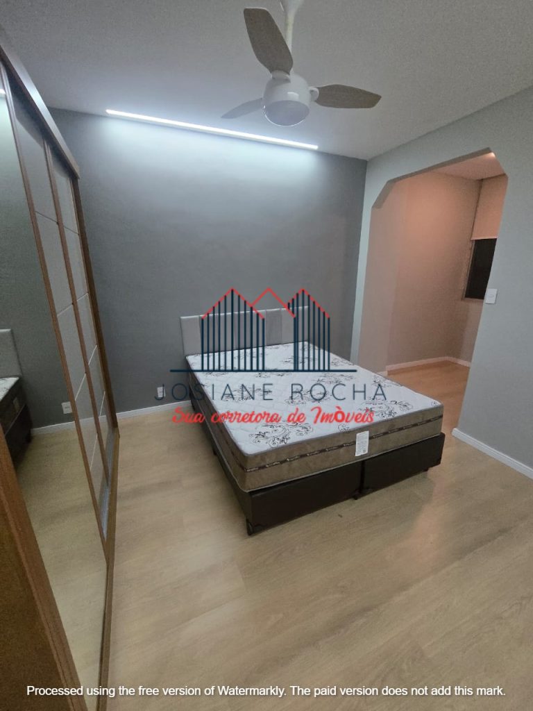 Apartamento com 3 Quartos e Vaga à Venda na Rua Marquês de Abrantes!!! Flamengo!!! RJ