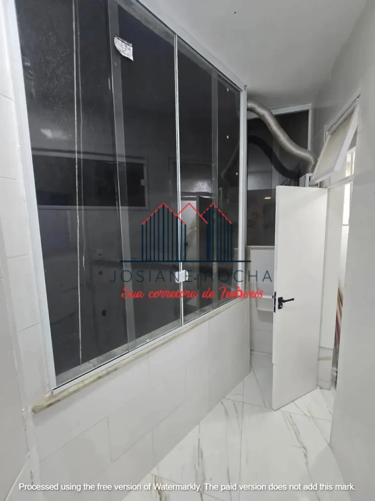 Apartamento com 3 Quartos e Vaga à Venda na Rua Marquês de Abrantes!!! Flamengo!!! RJ